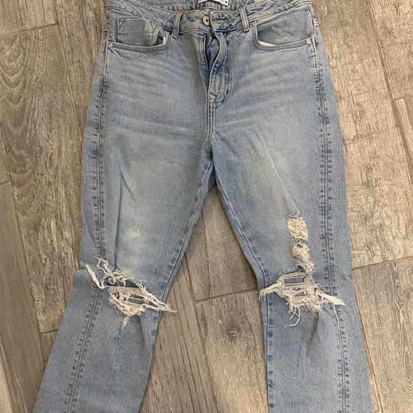 Distressed Zara Light Blue Women's Jeans - Picture 2 of 4